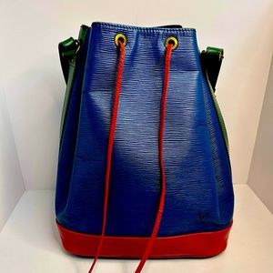 Very Rare, Excellent used condition LV tri color Noe GM